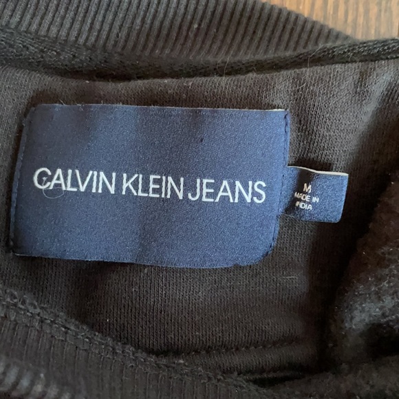 Calvin Klein Jeans Sweater - Picture 5 of 5